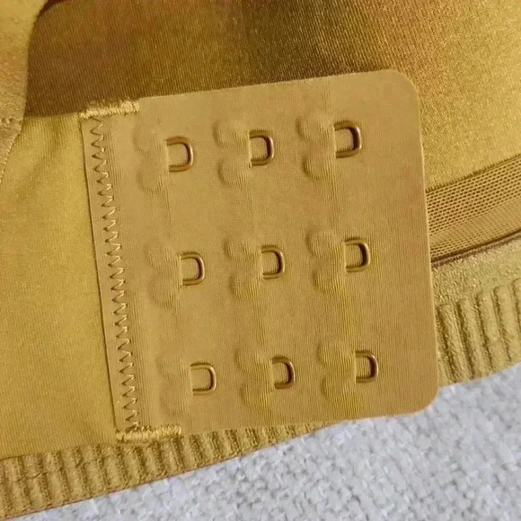 Lululemon Athletica Energy Bra - Picture 9 of 9